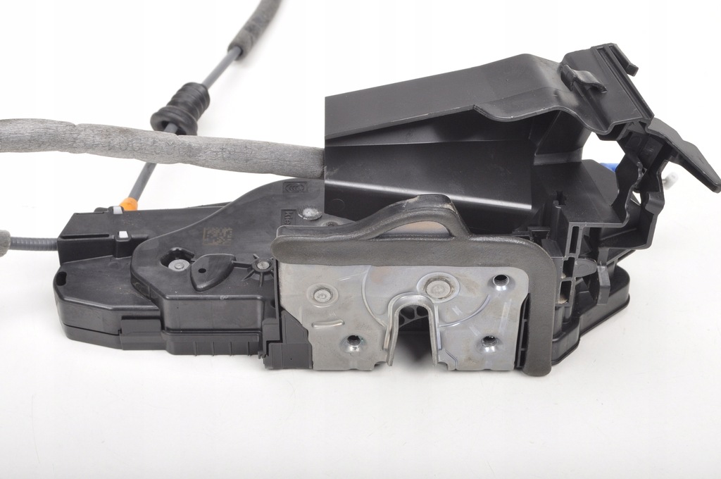 фото №7, Mercedes gla ii h247 замок дверь левый перед uk