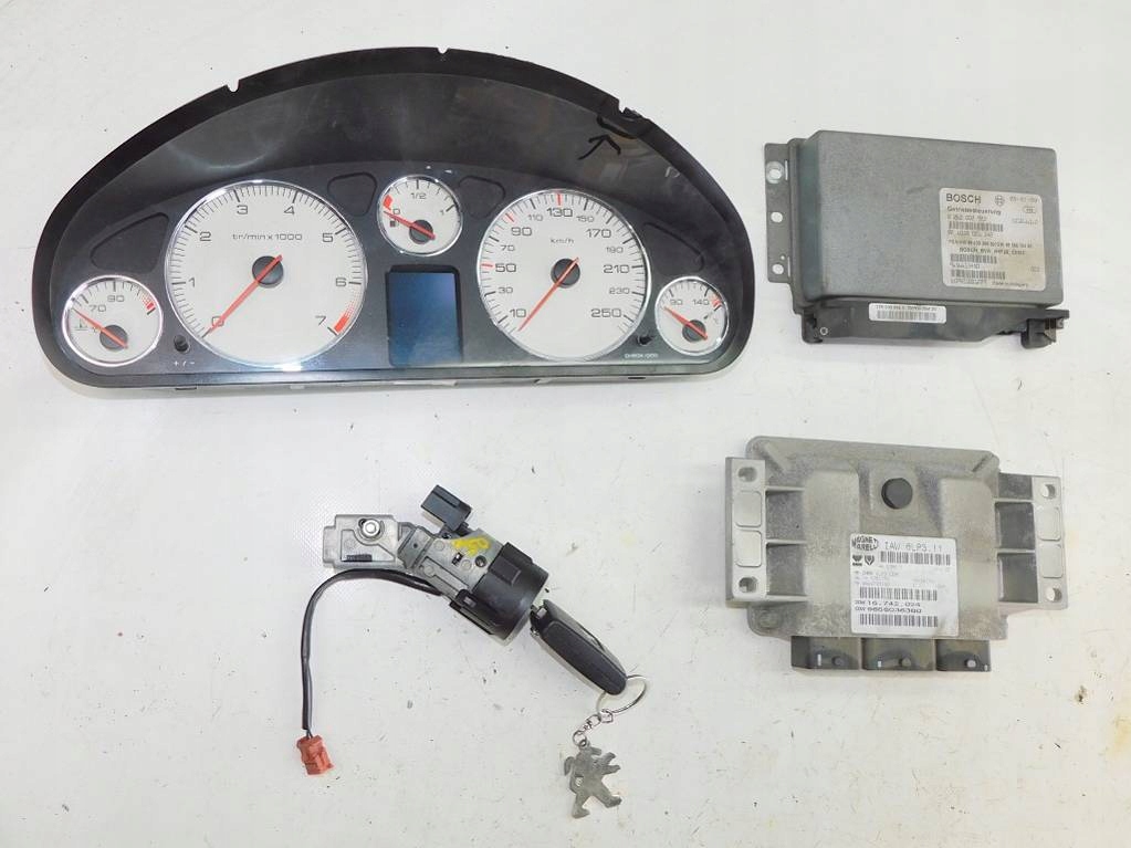 фото №8, Peugeot 407 sw 2.2 16v 2005r набор стартовый