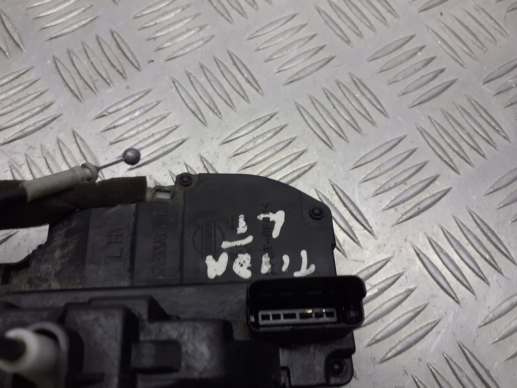 фото №4, Замок дверь левый задняя nissan tiida 2pin