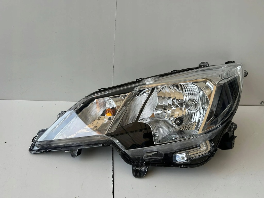 фото №1, Mitsubishi space star ii lift лампа лівий перед 8301d445 оригінал