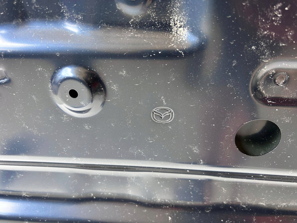 фото №8, Mazda mx5 mx-5 капот кришка двигуна оригінал