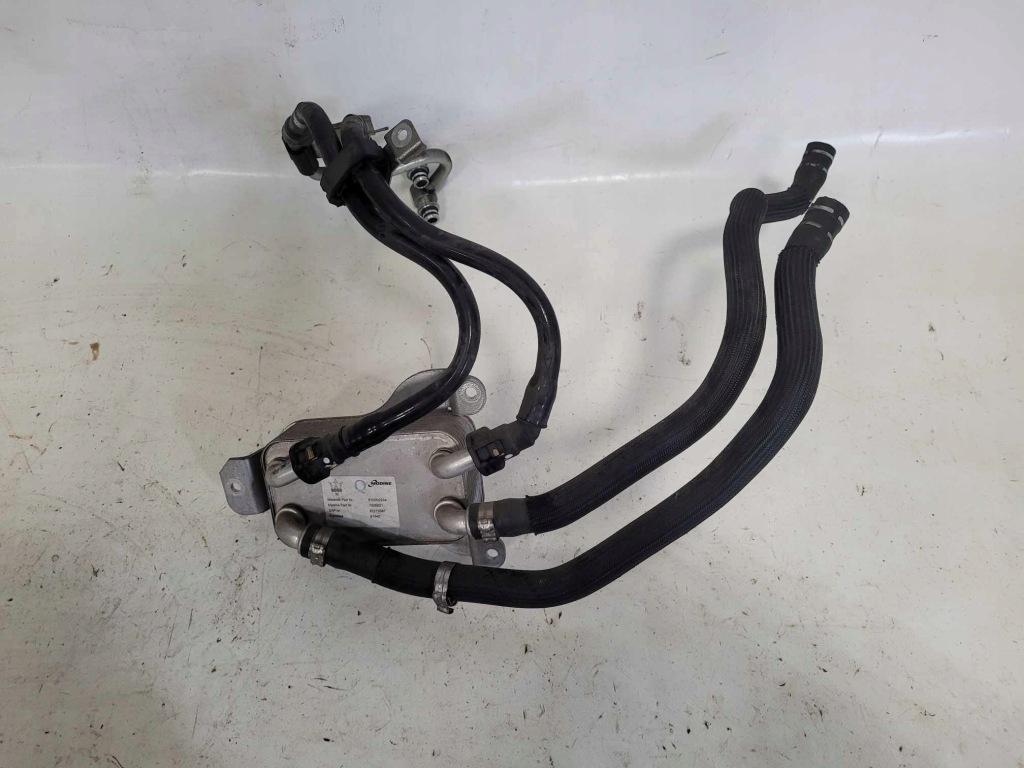 фото №1, Радиатор масла maserati ghibli 3.0 2016 670002934