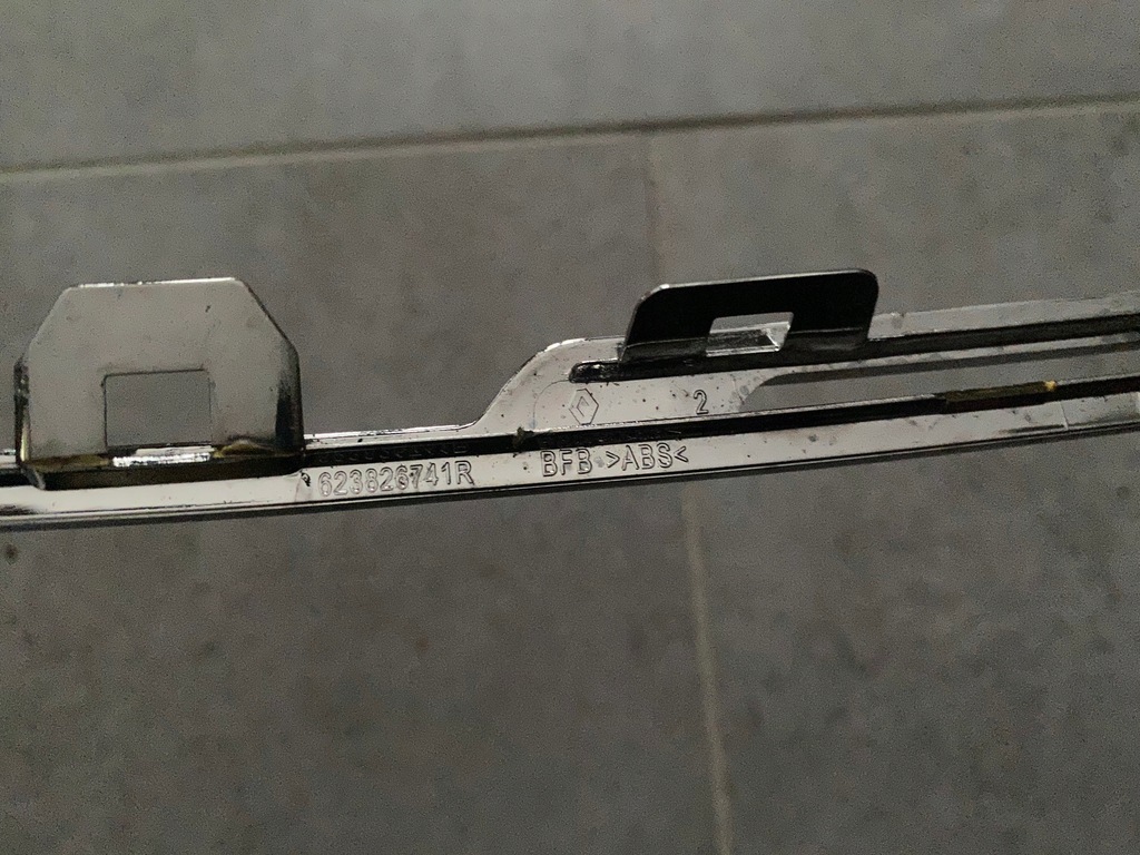 фото №10, Молдинг хром решітка 623826741r renault megane iv