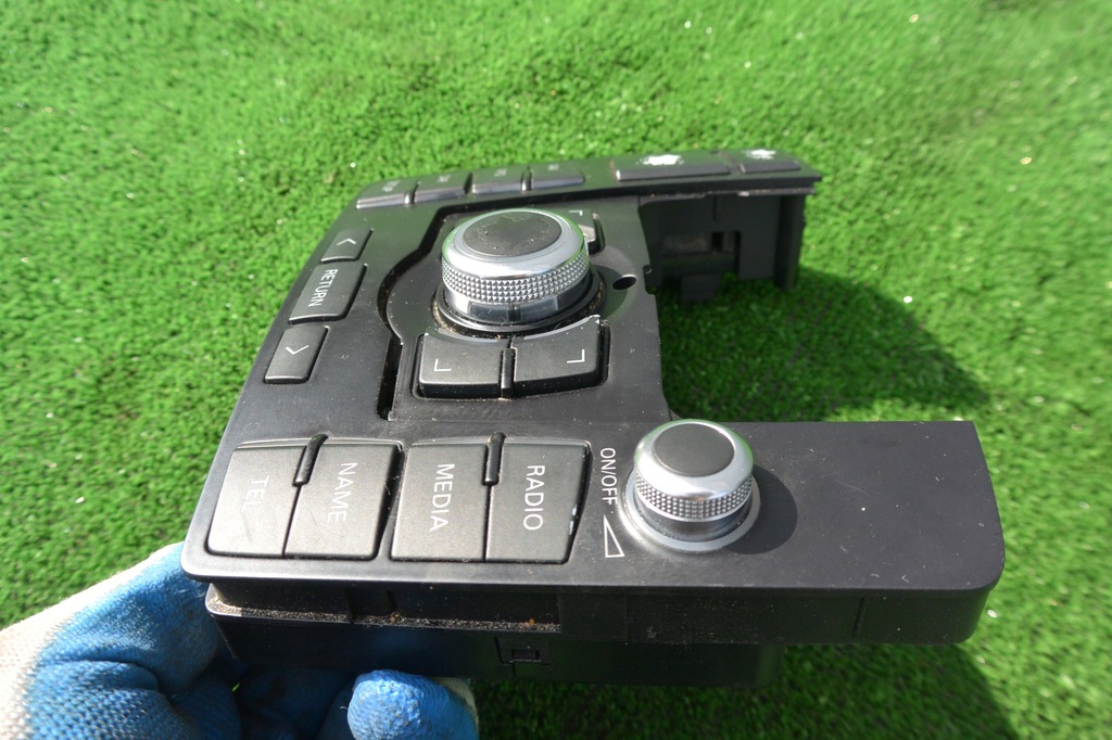 фото №7, Панель керування mmi рамка audi q7 4l eu