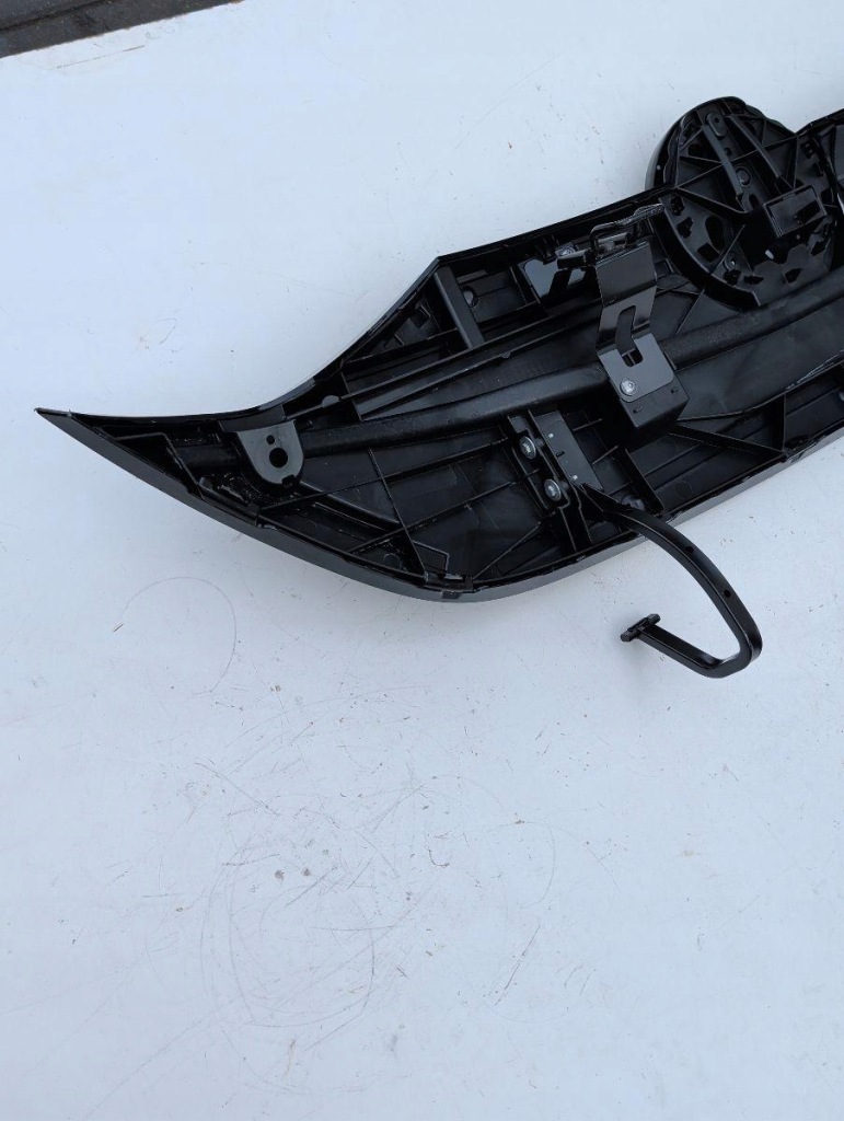 Купить Капот крышка двигателя lc9x 1t3823029c 1t3823031a vw id. buzz