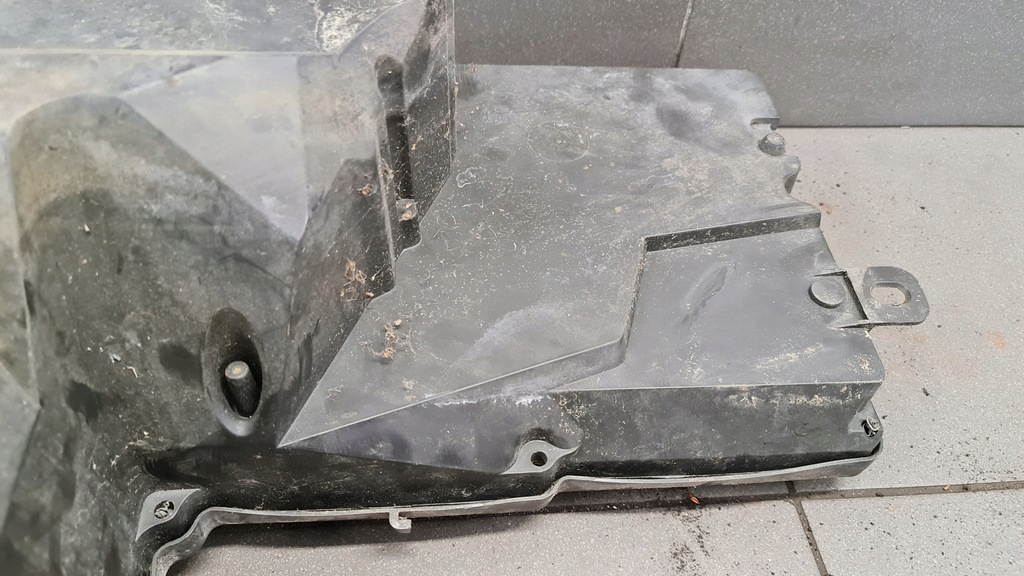 фото №9, Корпус блок управління audi a8 d2 eu 4d1937118a