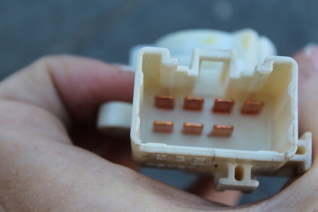 фото №10, Колодка замка зажигания toyota avensis t27 verso 09r