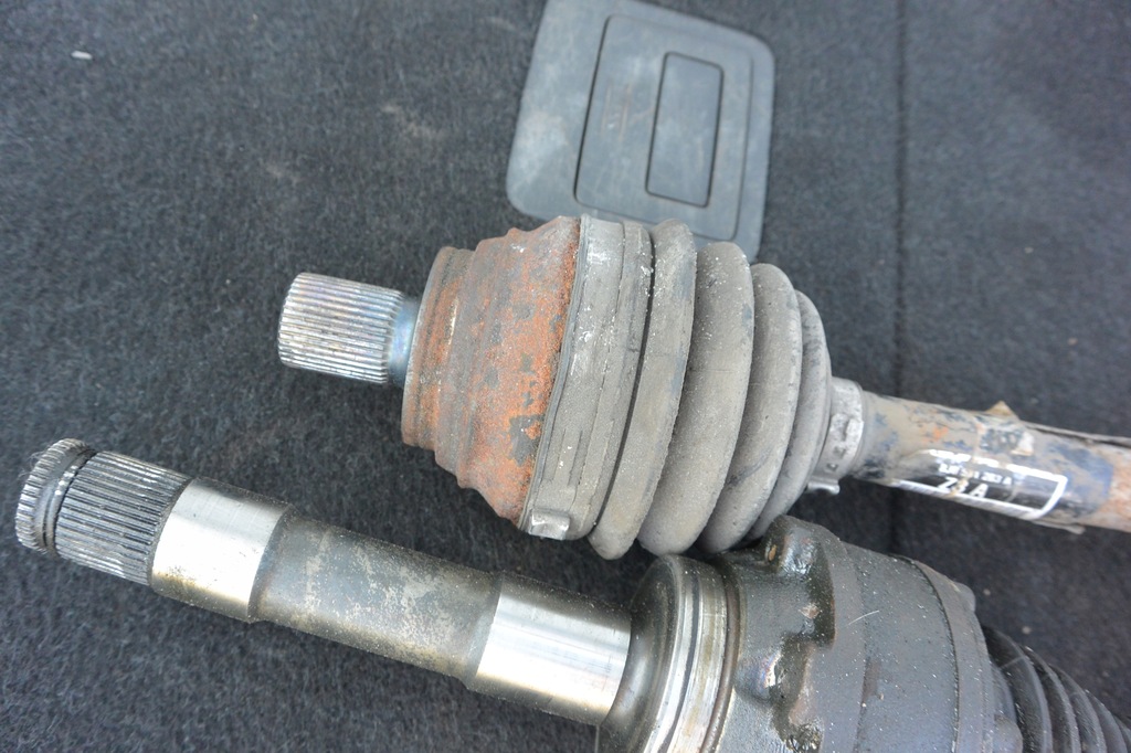 фото №9, Приводной вал правая левая задняя audi tt 8j 3.2 fsi quattr kpl