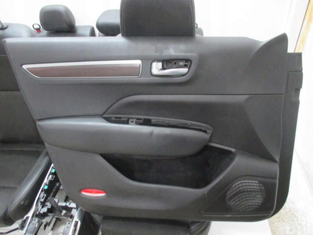 фото №3, Обивка сиденья pół кожа renault koleos ii 17r