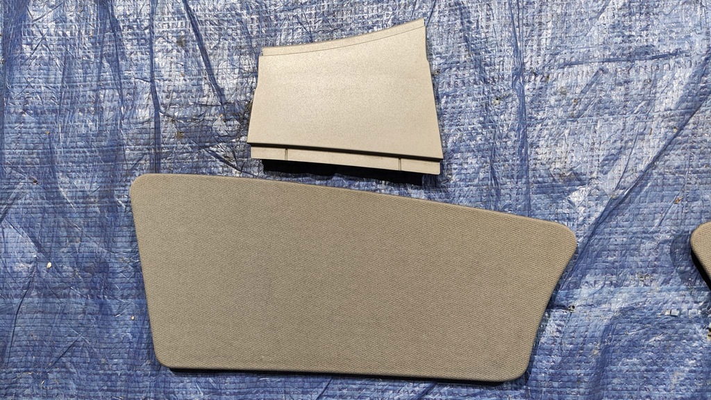 фото №1, Заглушка защита обшивка дверь левый перед серая mercedes cls w219 c219 lift