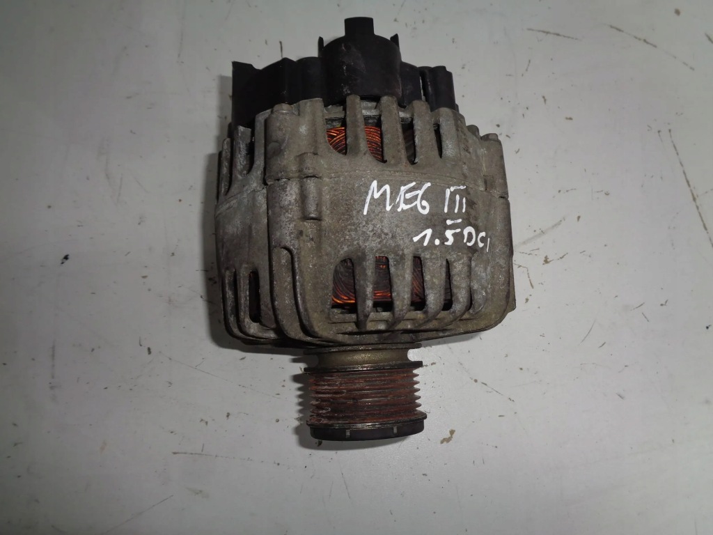 Renault megane 3 1.5 dci генератор 08r- в Україні