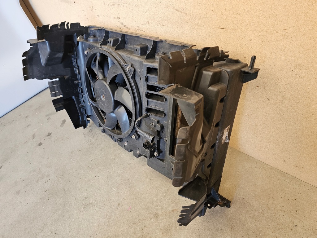 фото №5, Peugeot 3008 1.6 e-hdi pas передній підсилювач