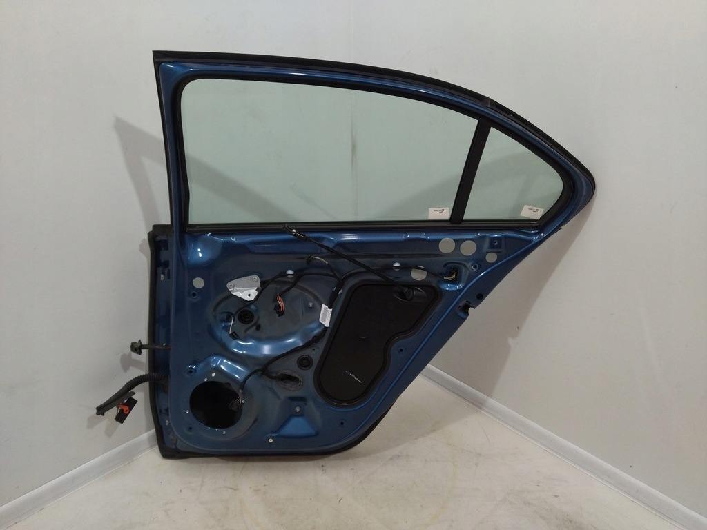 фото №6, Двері правий задня задні скло vw jetta vi 11-18 ld5l