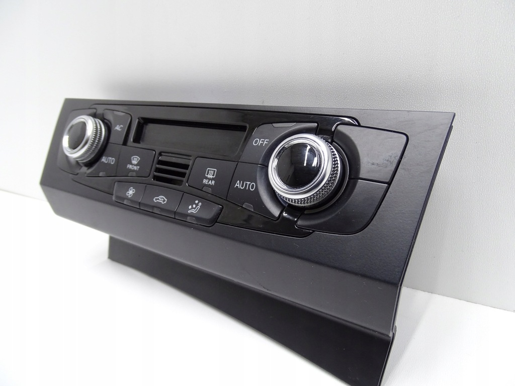 фото №9, Панель обдув кондиціонера 8k2820043ah audi a4 b8 lift