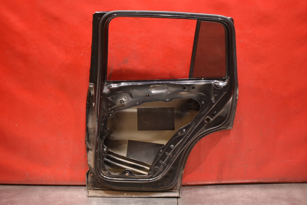 фото №14, Дверь правое задняя задние чёрные vw tiguan 1 i 5n 07-16