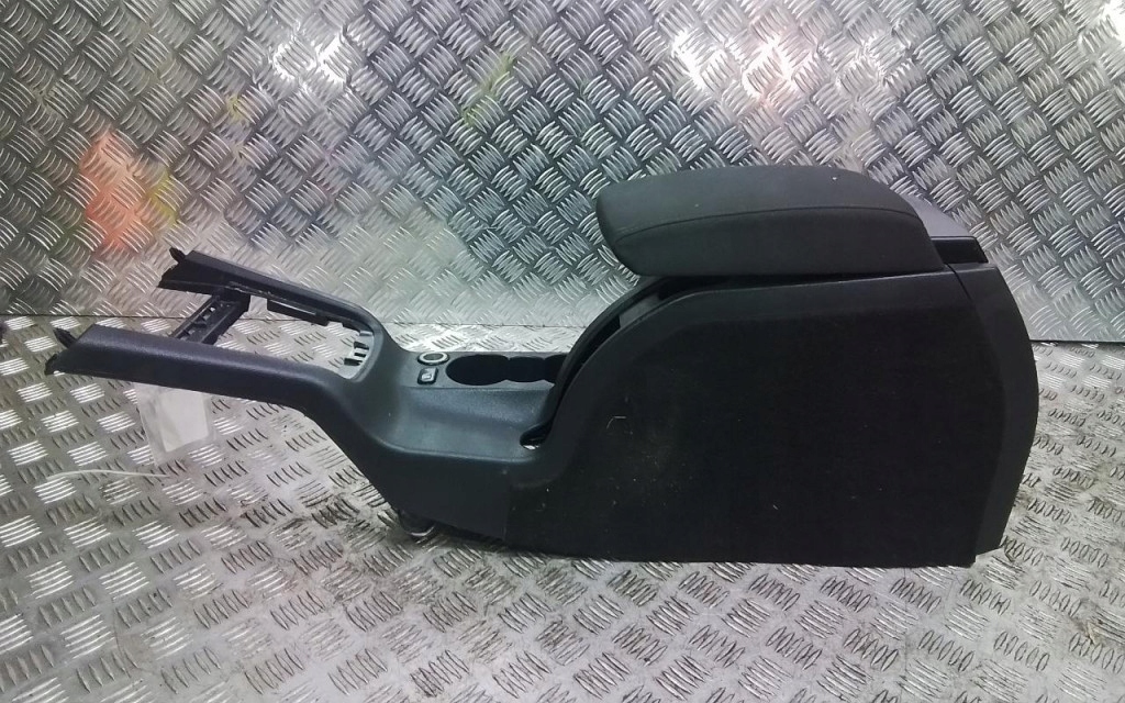 фото №5, Skoda octavia ii kombi туннель средний подлокотник