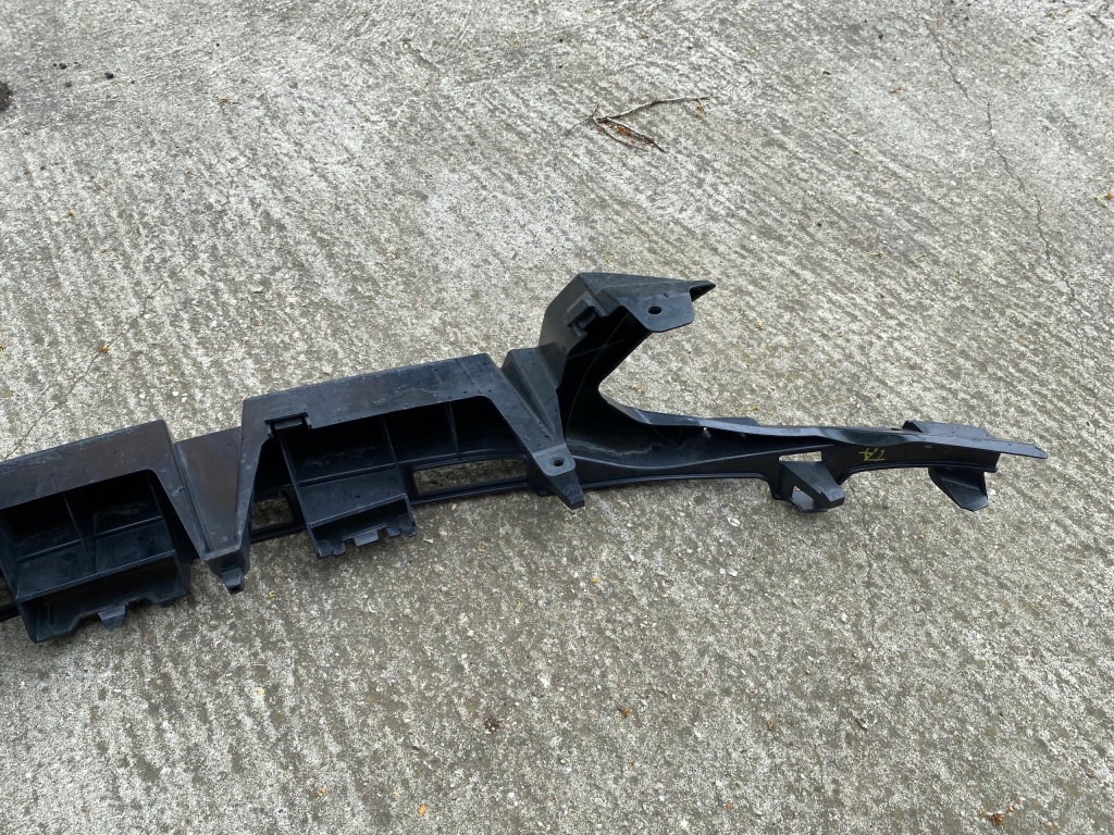 Підсилювач бампера перед 8v41-17e778-ad ford kuga mk1 Недорого