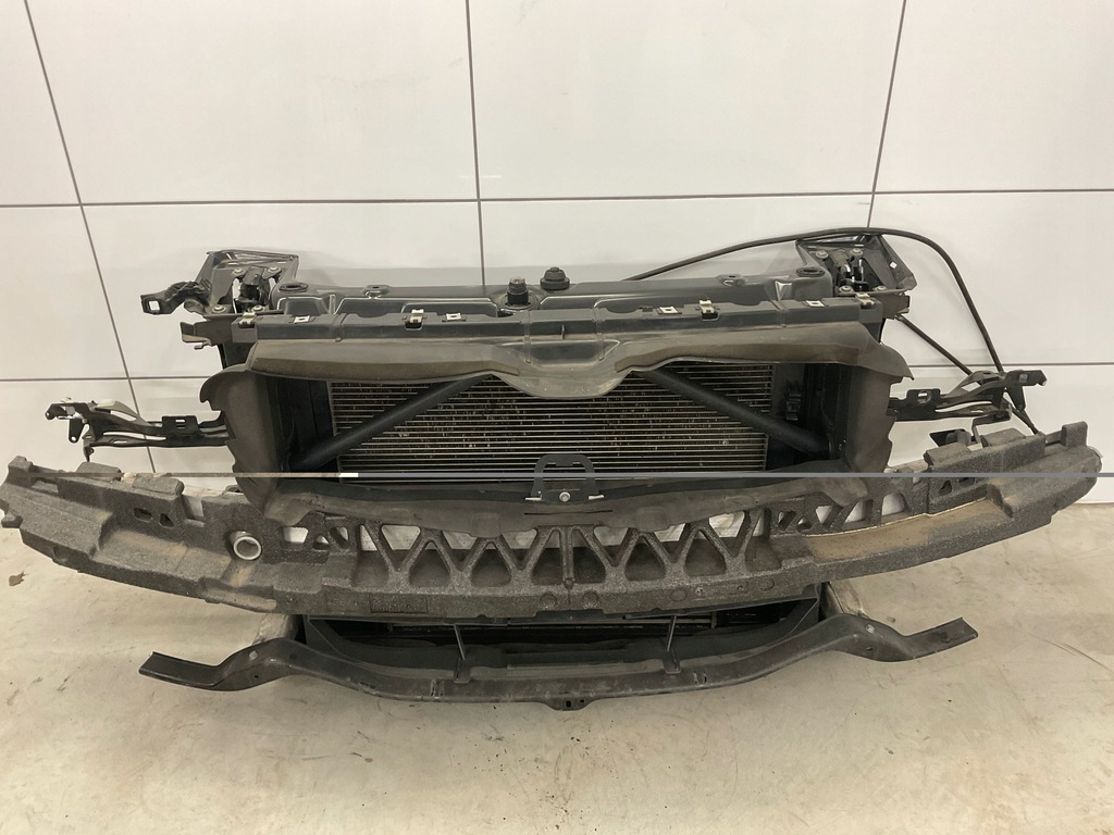 фото №1, Bmw f34 pas wzoncienie радиатор комплект