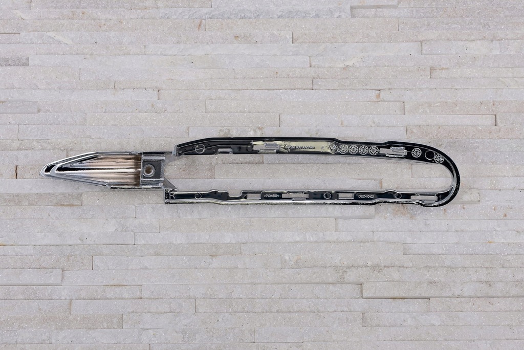 фото №11, Mercedes r w251 молдинг ґрати бампера a2518853823