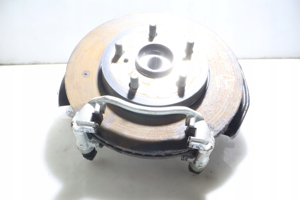 фото №1, Поворотный кулак ступица левый перед yaris iv cross 1.5