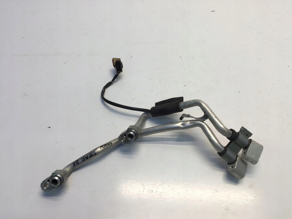 фото №1, Nissan leaf ii 2 2020 шланг кондиционера трубка