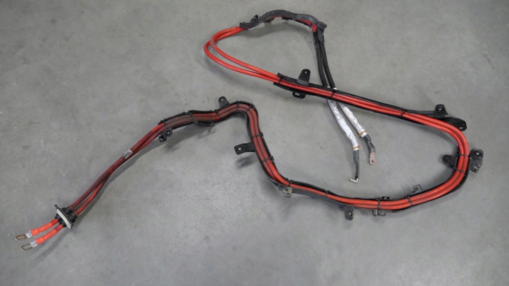 фото №1, Bmw g20 g21 кабель шланг клемма plus 8715285 8715286