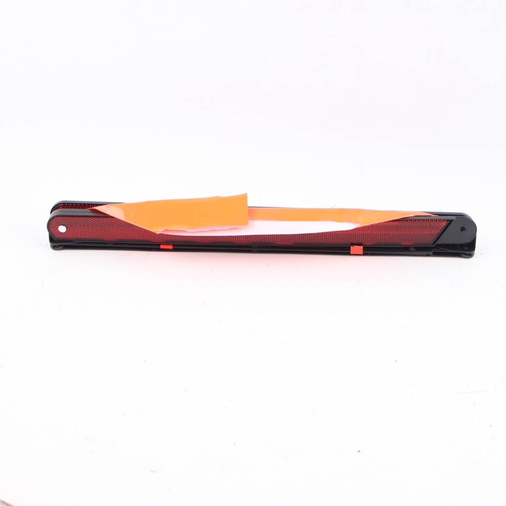 фото №9, Audi a4 b7 трикутник попереджувальний червоний 8h0860251