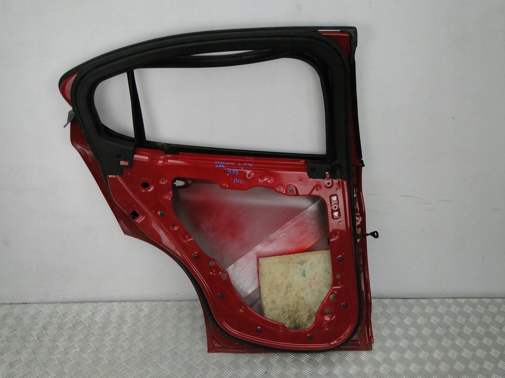 фото №5, Дверь левая задние alfa romeo stelvio