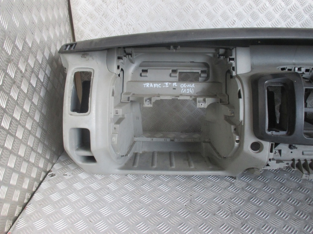 фото №4, Панель приладів консоль renault trafic ii lift 06-14r