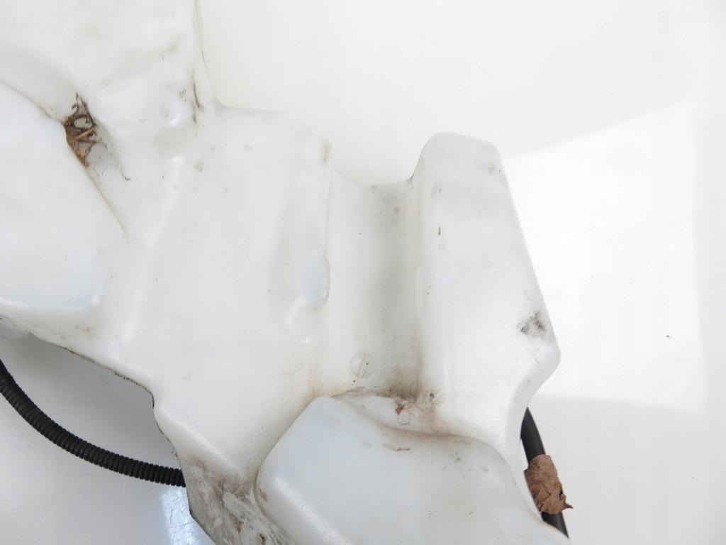 фото №7, Бачок омывателя ford kuga i 3m5113k163ac