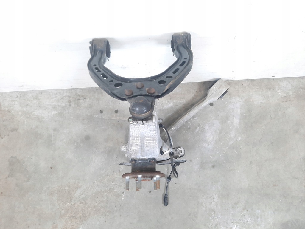 фото №2, Поворотный кулак правый перед передняя tesla s rwd