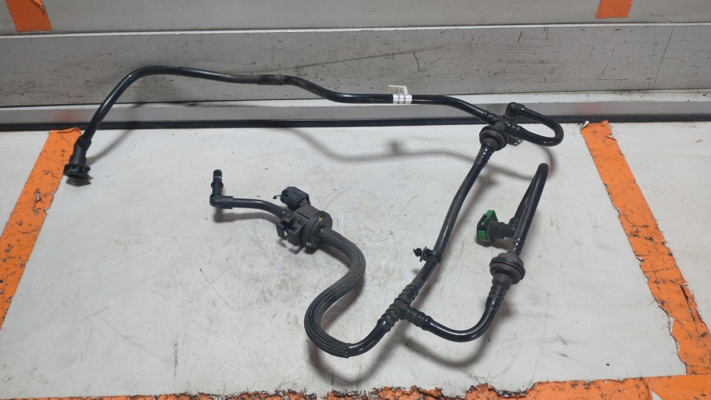 фото №1, Ford fiesta mk8 провода вакуумa 1.0 ecoboost l1b1-9c987-bc