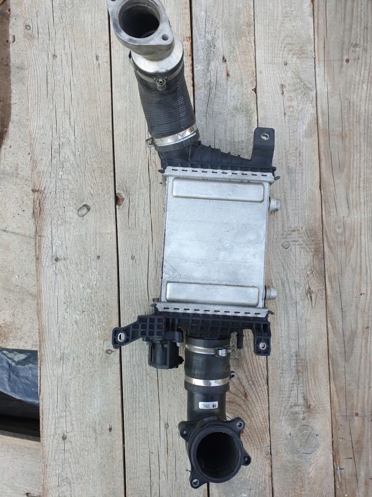 фото №3, Интеркулер правый alfa romeo giulia qv stelvio