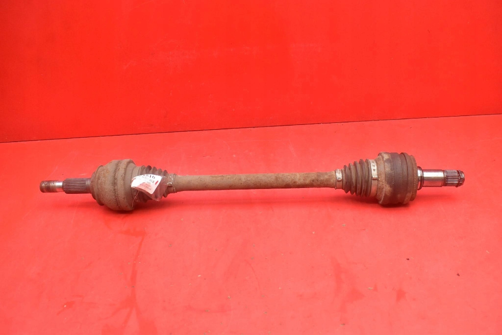 фото №1, Привідний вал права задня механічна коробка передач lexus is220 xe20 2.2 d 177 km 05-10