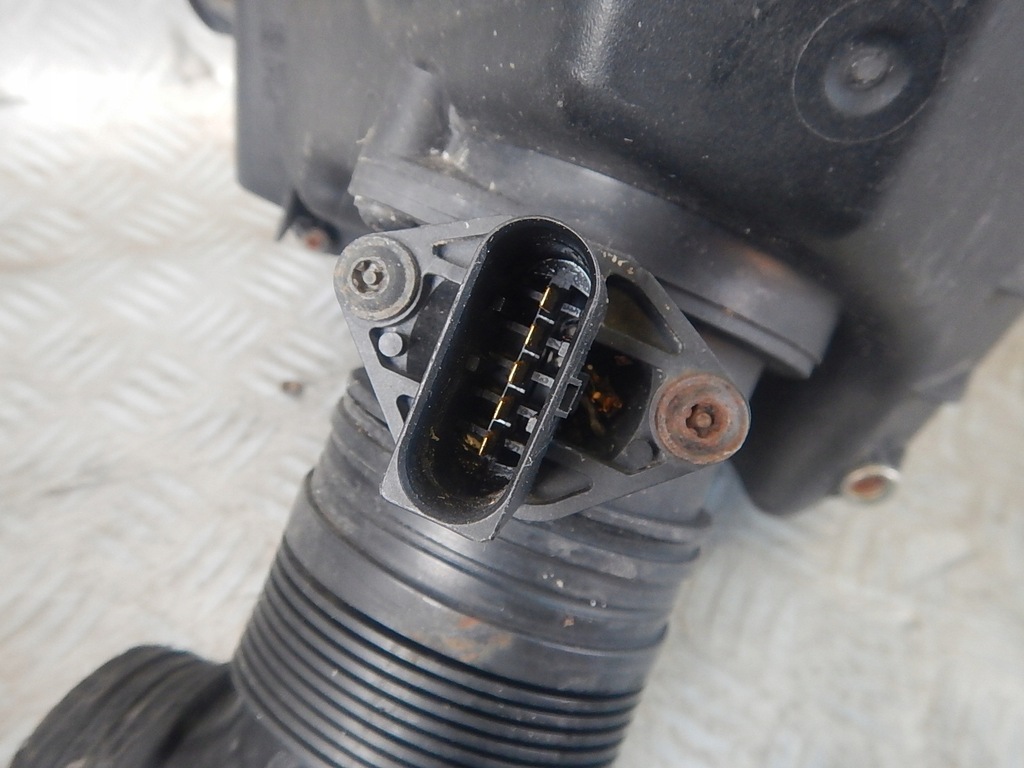 фото №9, Vw phaeton 6.0 корпус фільтра витратомір