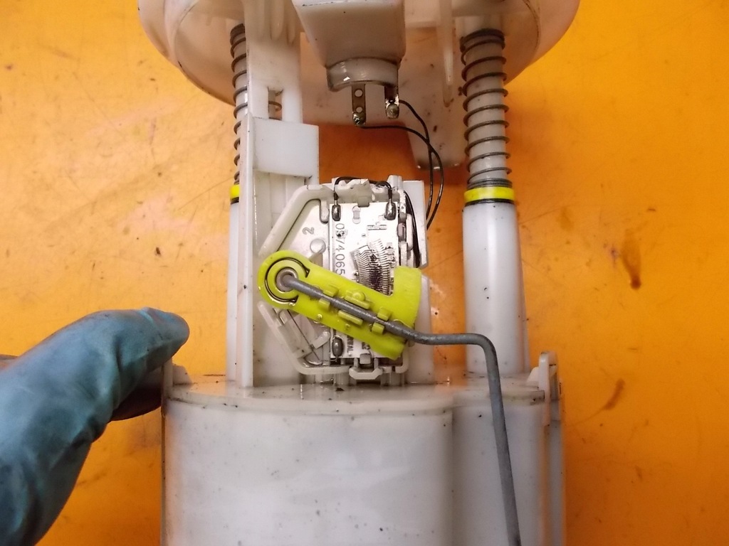 фото №4, Насос поплавок топлива renault thalia i 1.5 dci 8200035909