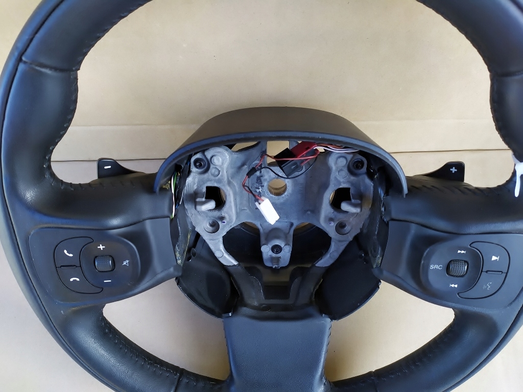 фото №6, Fiat 500l повітропровід шкіряний шкіра пелюстки перемикання