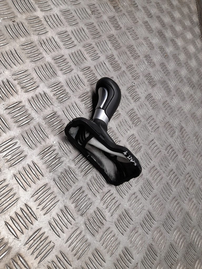 фото №5, Chevrolet camaro 62205236 середина рычаг переключения передач