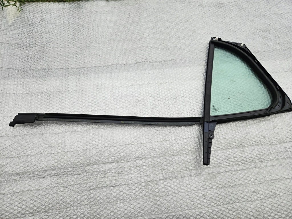 фото №6, Skoda fabia 4 6ve скло трикутник двері правий задня 6ve845213h