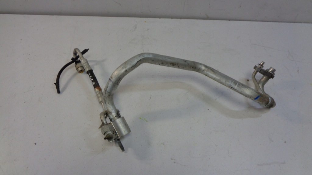 фото №1, Ford оригінальний номер cn11-19n651-ab шланг кондиціонер