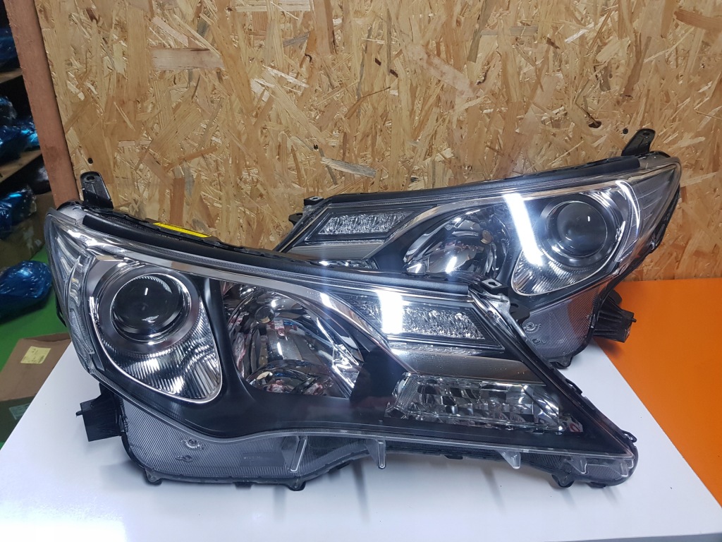 фото №1, Лампа права правий перед передня r toyota rav4 ксенон led rav 4 13 14 15 iv