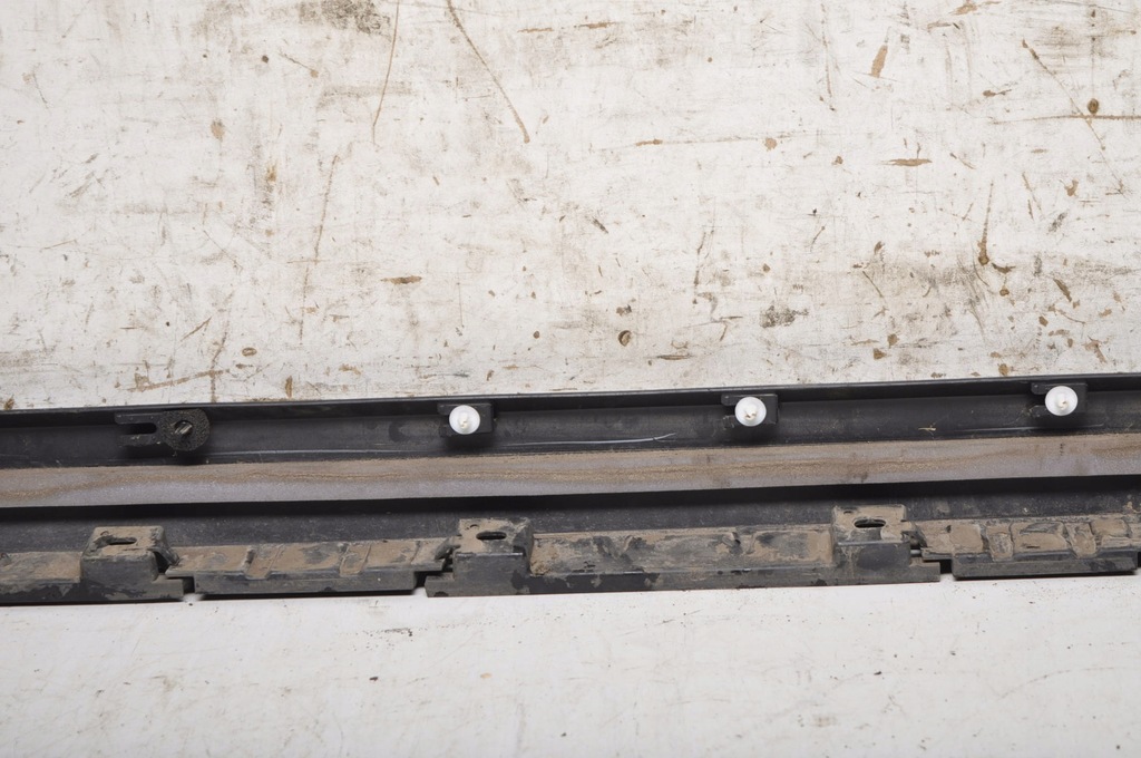 фото №6, Jaguar f-pace x761 накладка порог правая hk83-101d56-b