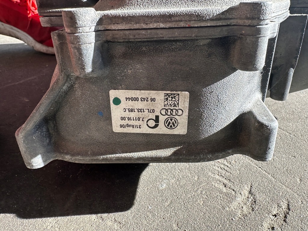 фото №12, Коллектор всасывающий audi s8 d3 5.2 fsi v10 bsm отсутствует крышка 07l133185c
