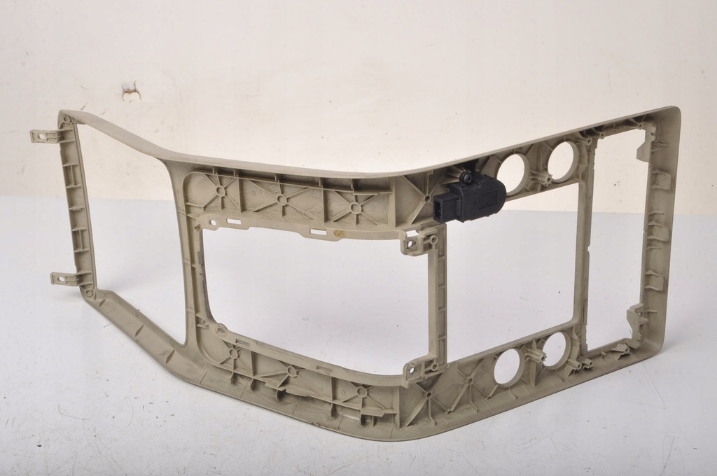 фото №11, Volvo s80 ii рамка консоли радио панель средний eu