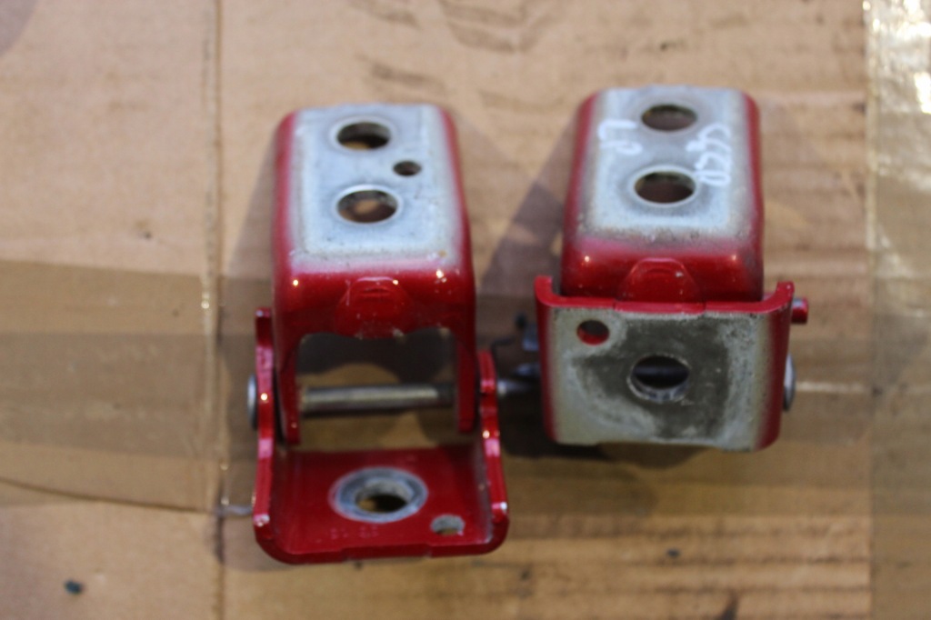 фото №1, Citroen c4 grand picasso ii петли дверь левый перед комплект epyd