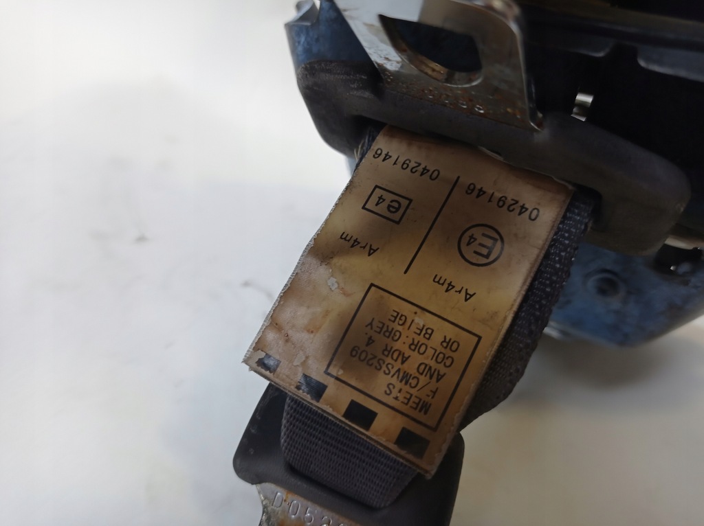 фото №7, Pas безопасности середина задняя rav4 ii 2002