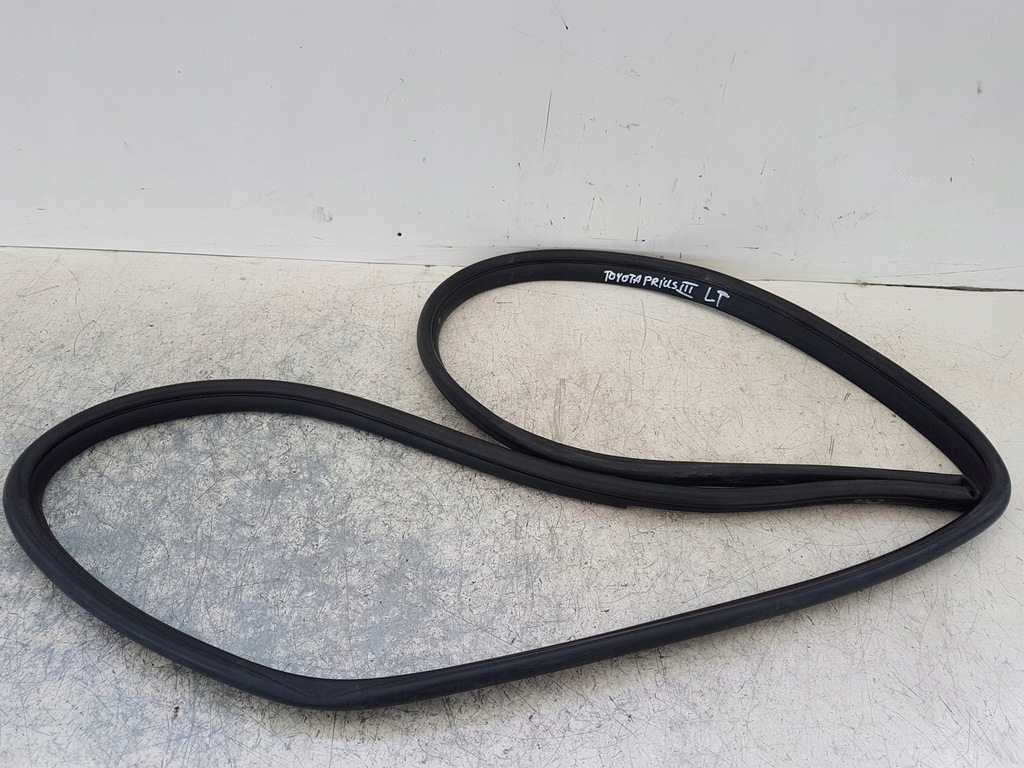 фото №1, Прокладка двері лівий задня toyota prius iii lift