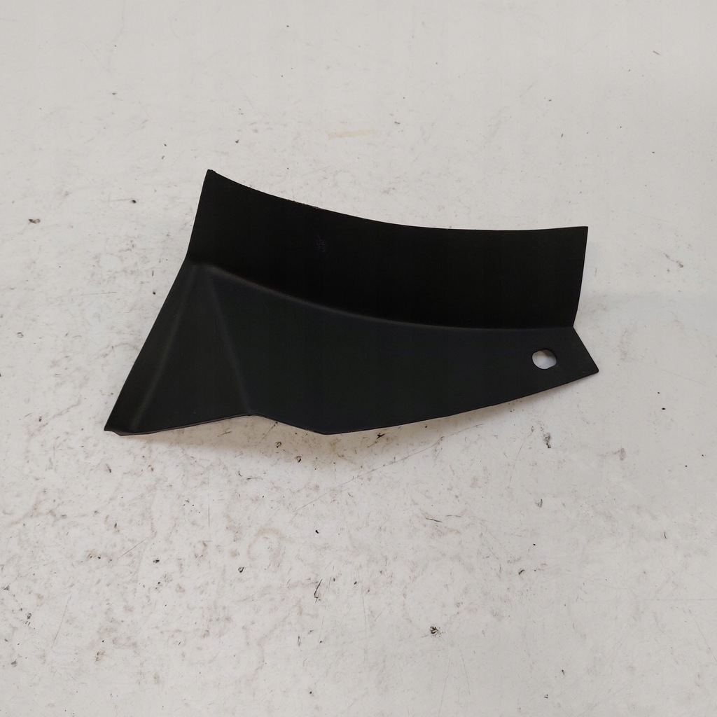 фото №1, Bmw x4 f26 g01 защита заглушка лампы левая задняя 7357983