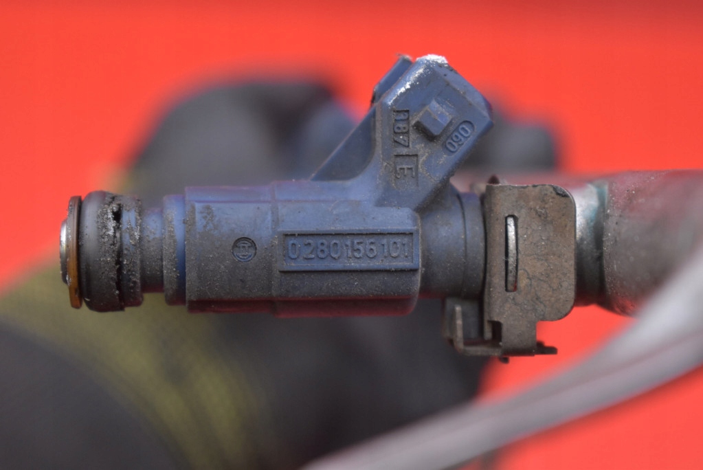 Молдинг впрыскная инжектор 9827627 porsche cayenne 1 i 7l 4.5 v8 340 km 02-07 Киев