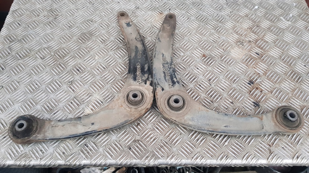 фото №14, Citroen c4 i picasso рычаг левый правый перед